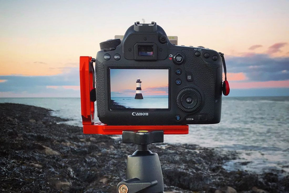 Is it still worth buying a digital camera? Geeks2U