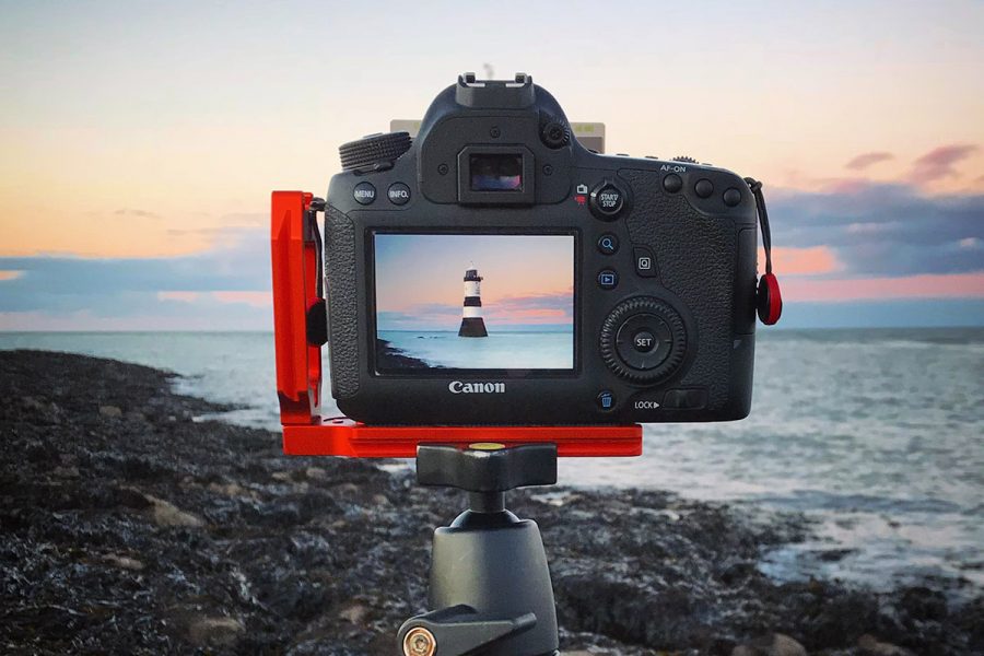 Is it still worth buying a digital camera? Geeks2U